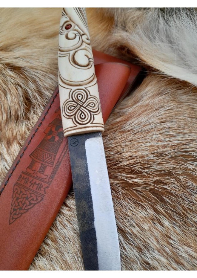 Handmade Exquisite Norse knife "Odin’s Raven Munin".