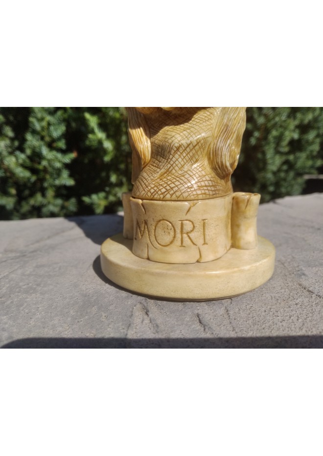 Exclusive Memento Mori figurine