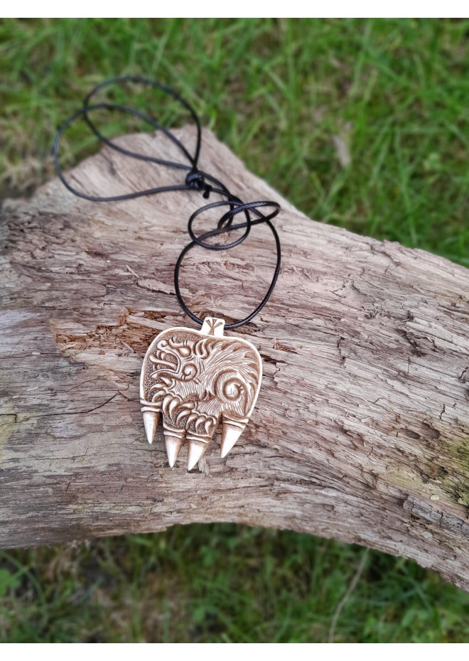 Hand-carved Viking Bear Paw necklace, Norse Bear pendant, Berserker warrior art. Slavic, Nordic totemic jewelry. 