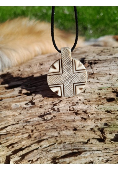 Hand-carved Norse Sun Cross amulet. Solar wheel pendant. Celtic pagan circle jewelry. Odin Cross art. Heathen, shaman talisman