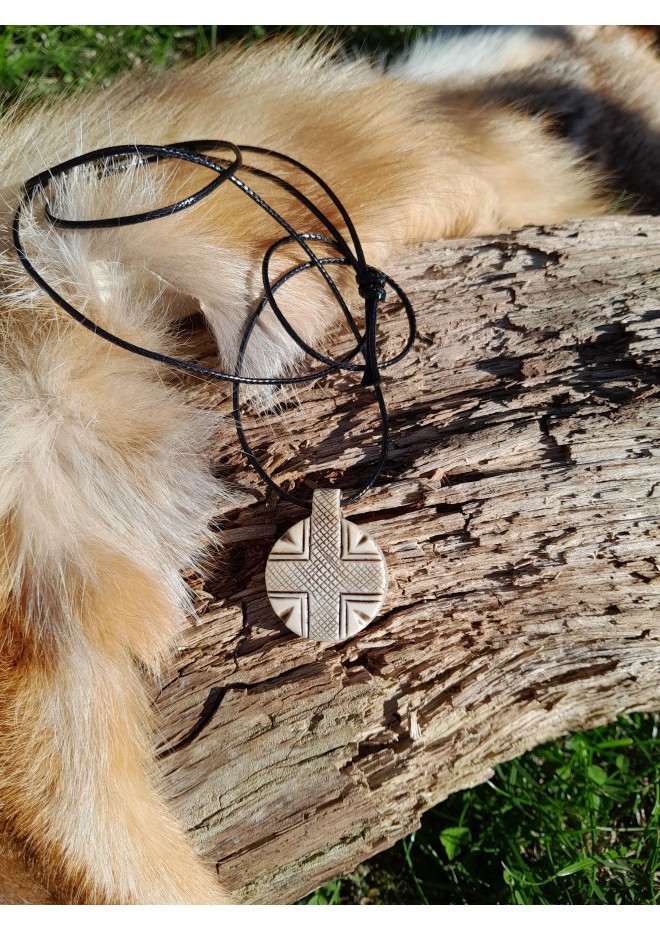 Hand-carved Norse Sun Cross amulet. Solar wheel pendant. Celtic pagan circle jewelry. Odin Cross art. Heathen, shaman talisman