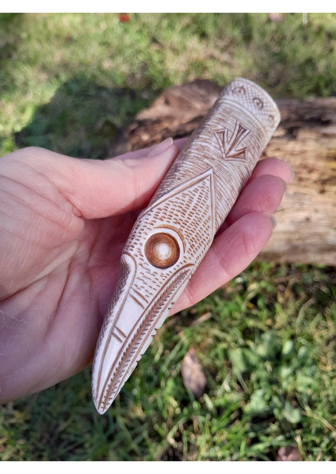 Viking knife handle "Raven" with Tiwaz and Sowilo runes. 