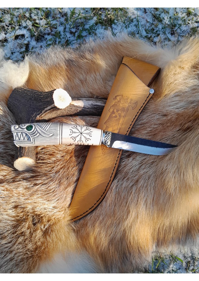 Custom Norse knife with wolf design and runes. Antler handle