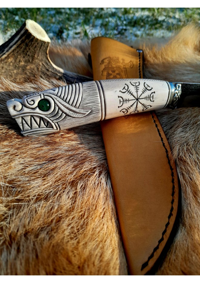 Custom Norse knife with wolf design and runes. Antler handle