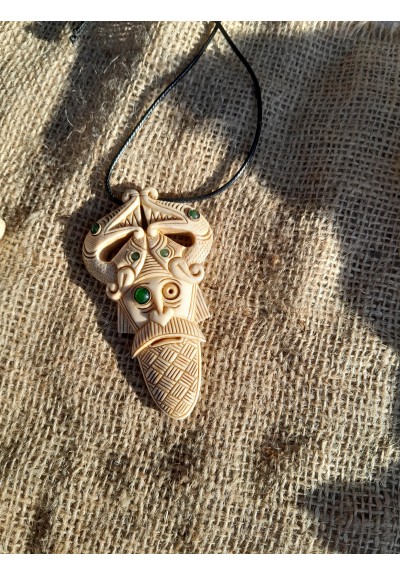 Odin amulet with Ravens, Dragons & Ansuz. Moose antler 