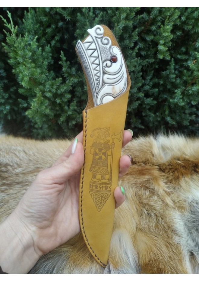 Handmade premium Norse knife with Dragon handle.