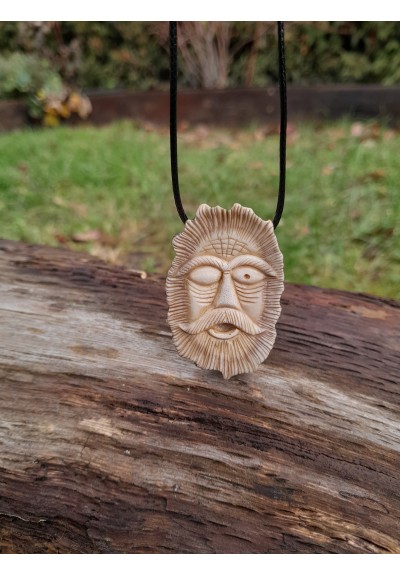 Hand-carved Viking God Odin face pendant, Óðinn amulet with Ansuz rune. Moose antlers hand-carved