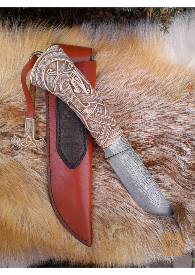 Viking knife with hand-carved antler handle. Damascus blade.