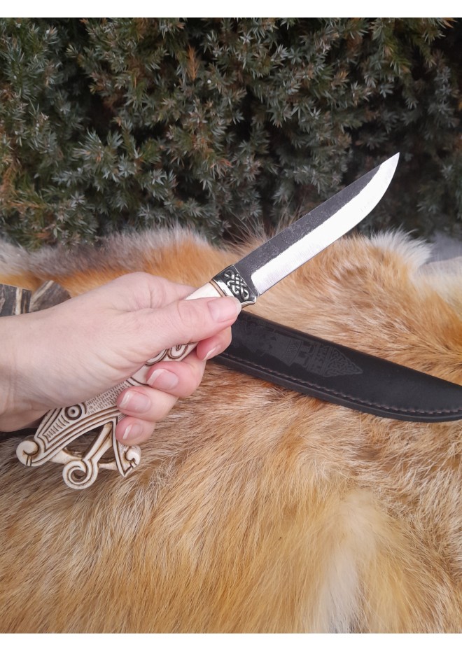 Vikings style knife with Dragon head & leather sheath. Hand-forged steel. Hand-carved handle with Celtic knot