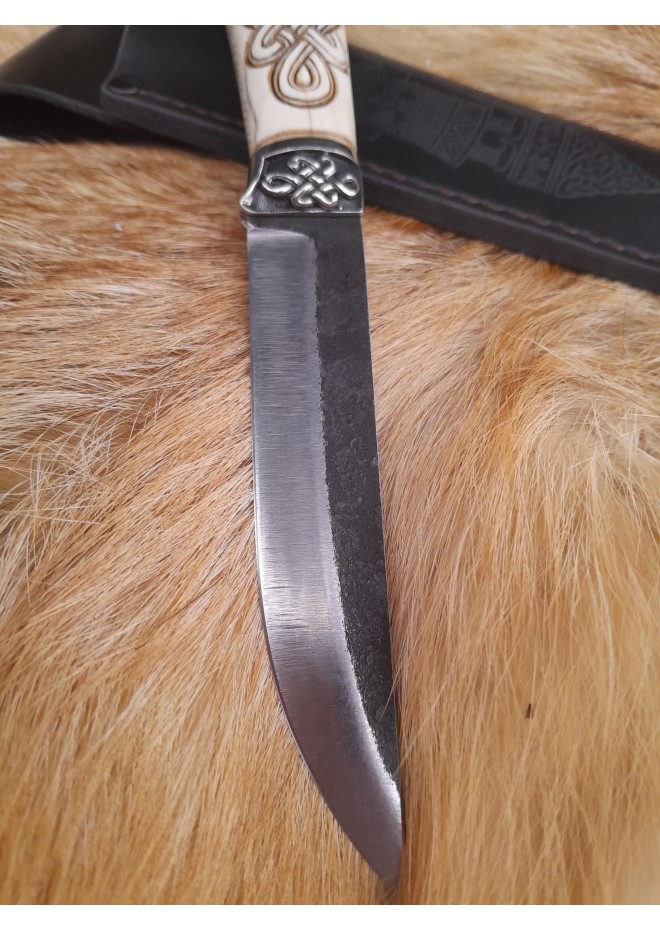 Vikings style knife with Dragon head & leather sheath. Hand-forged steel. Hand-carved handle with Celtic knot