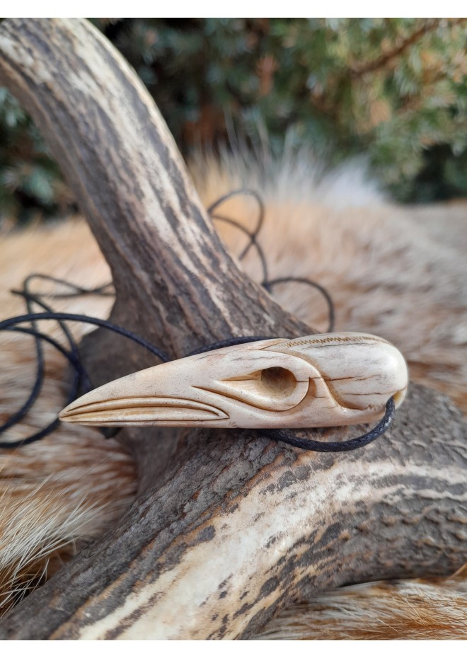 Hand-carved Raven skull amulet. Viking, Celtic jewelry. Huginn Muninn protective pendant. Odins Raven. Norse mythology totem. 