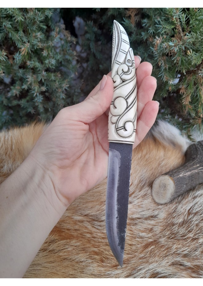 Viking style knife with hand-carved handle and leather sheath. Odin Raven head handle. Hand-forged blade.