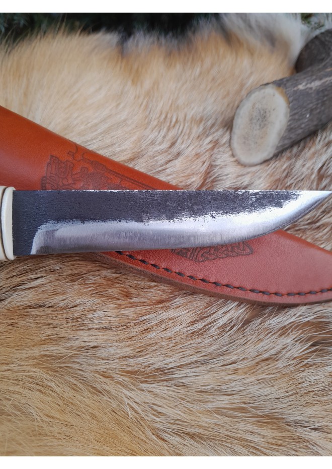 Viking style knife with hand-carved handle and leather sheath. Odin Raven head handle. Hand-forged blade.