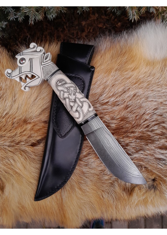 Norse knife with Dragon pattern. Hand-carved Dragon handle. 