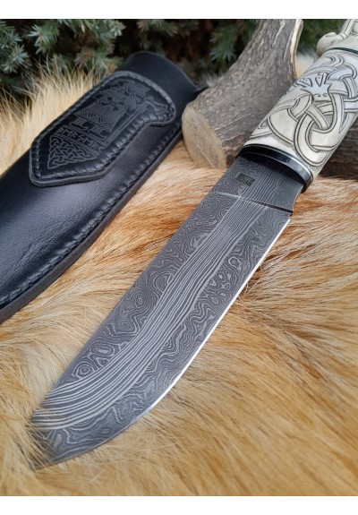 Handmade designer Norse knife. Viking seax. Hand-carved Dragon handle and hand-forged Damascus blade, leather sheath